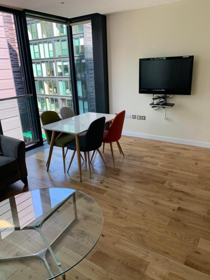 Quartermile 1 Bedroom Apartment - With Free Parking Included Edinburg Exteriör bild